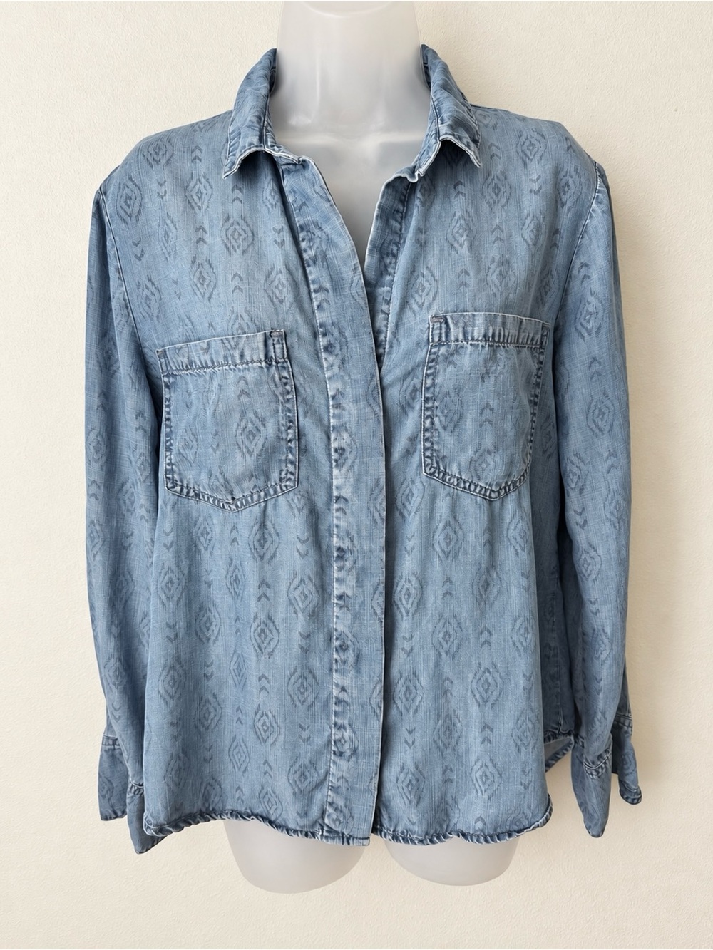 Cloth & Stone Small Tencel Chambray Shirt Blue Ikat Print High Low